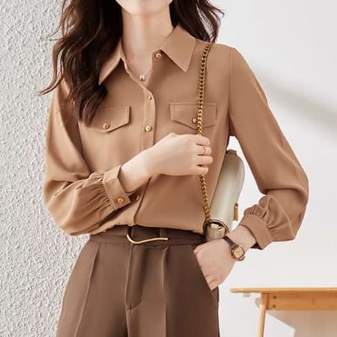 フロントポケット付きとろみブラウス