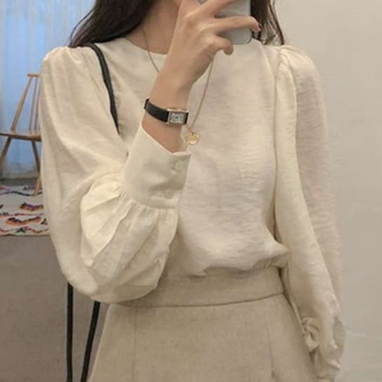 ブラウス ふんわりパフスリーブフリルブラウス