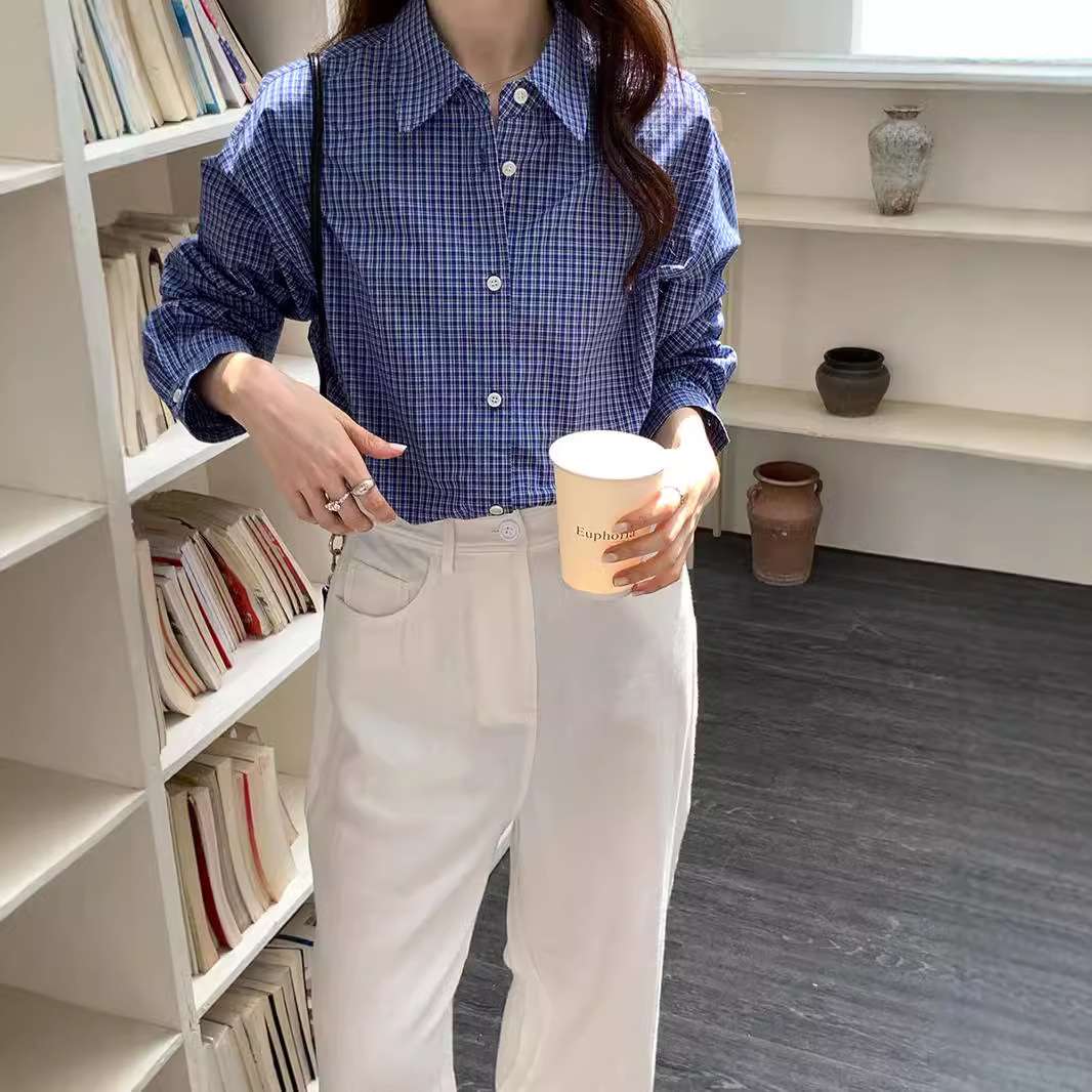 シルエット優美な格子柄ブラウス